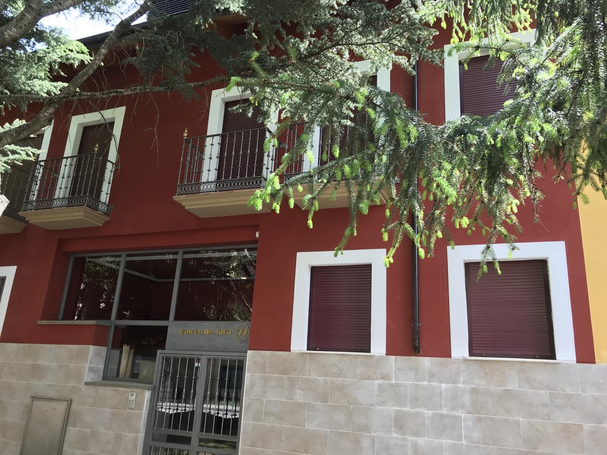 Apartamento Balcon De Jaca I المظهر الخارجي الصورة